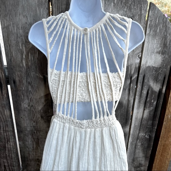 Summer SALE! New Jens Pirate Booty cream dress with crochet stretch tube top. - Picture 6 of 7